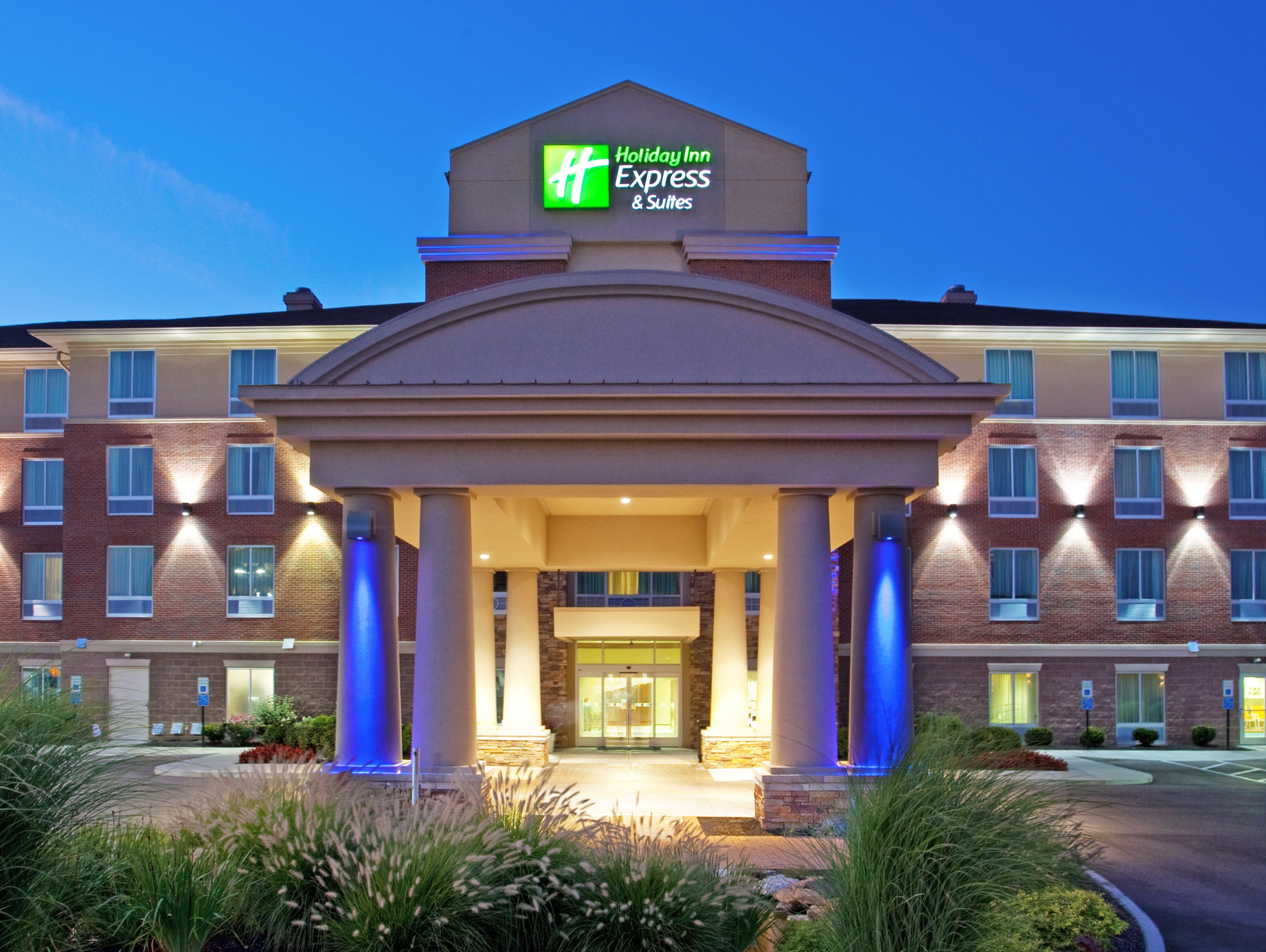 Express & Cincinnati - By Ihg Hotel