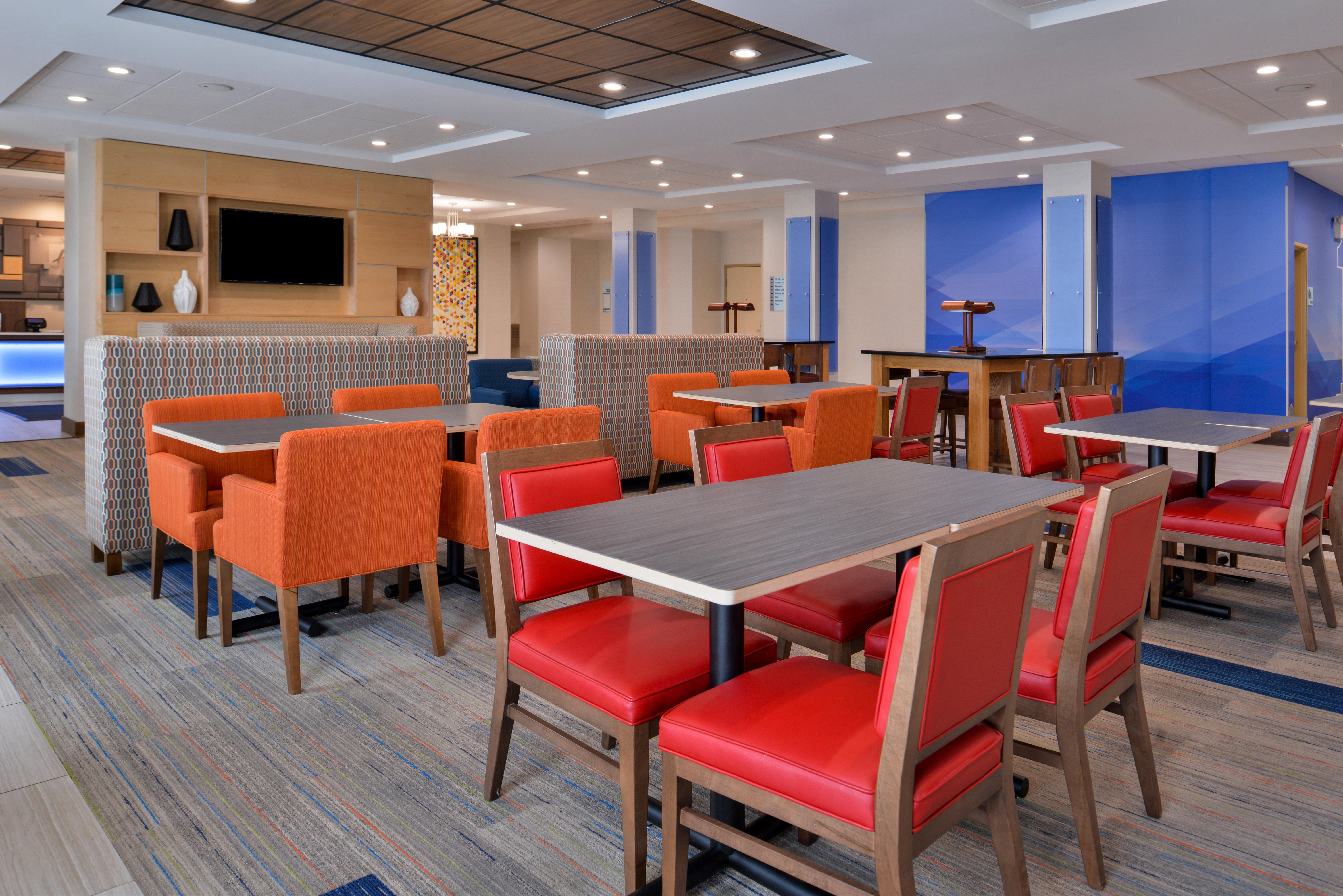 Hotel Express & Cincinnati - By Ihg