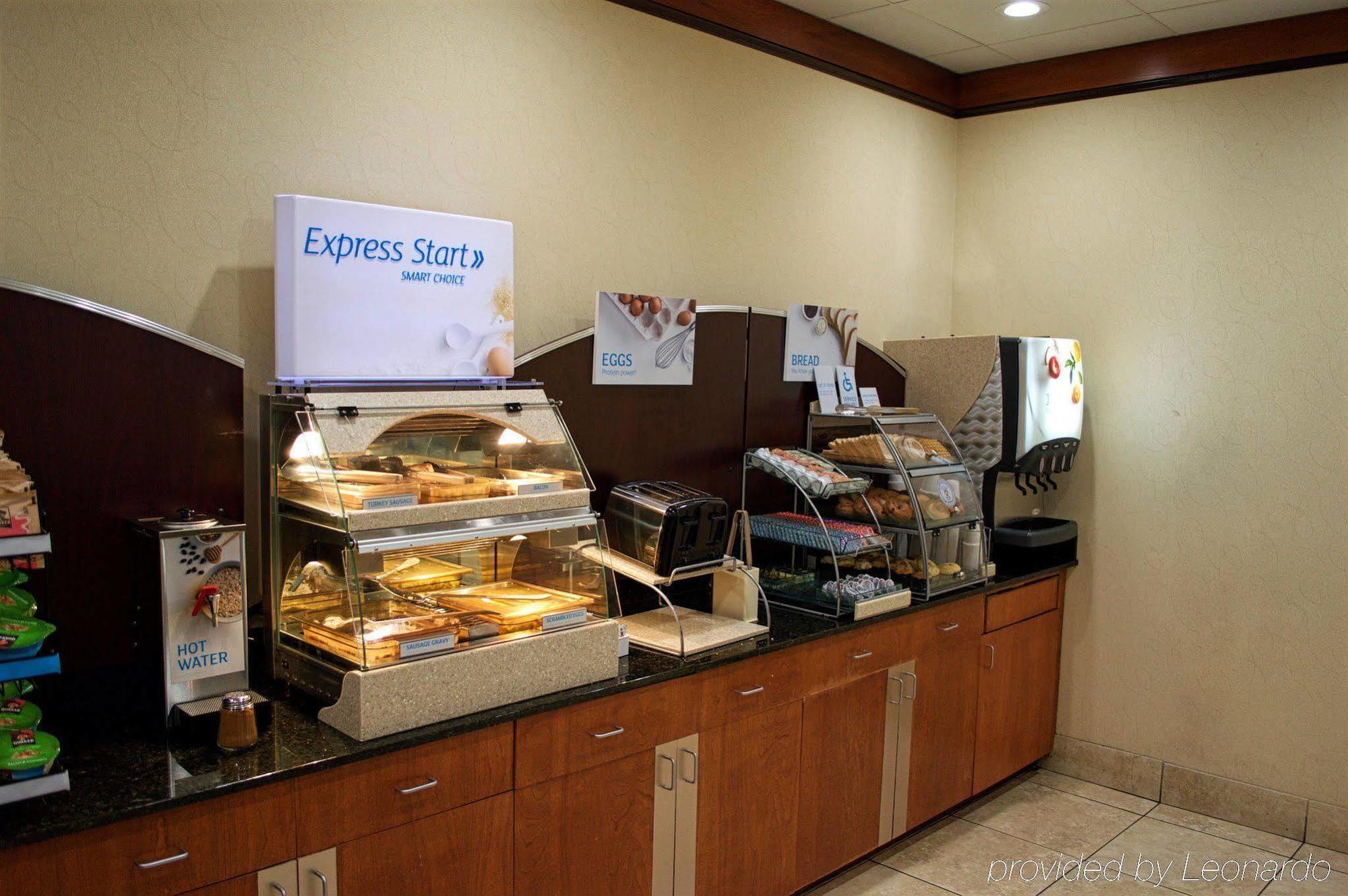 Hotel Express & Cincinnati - By Ihg Mason