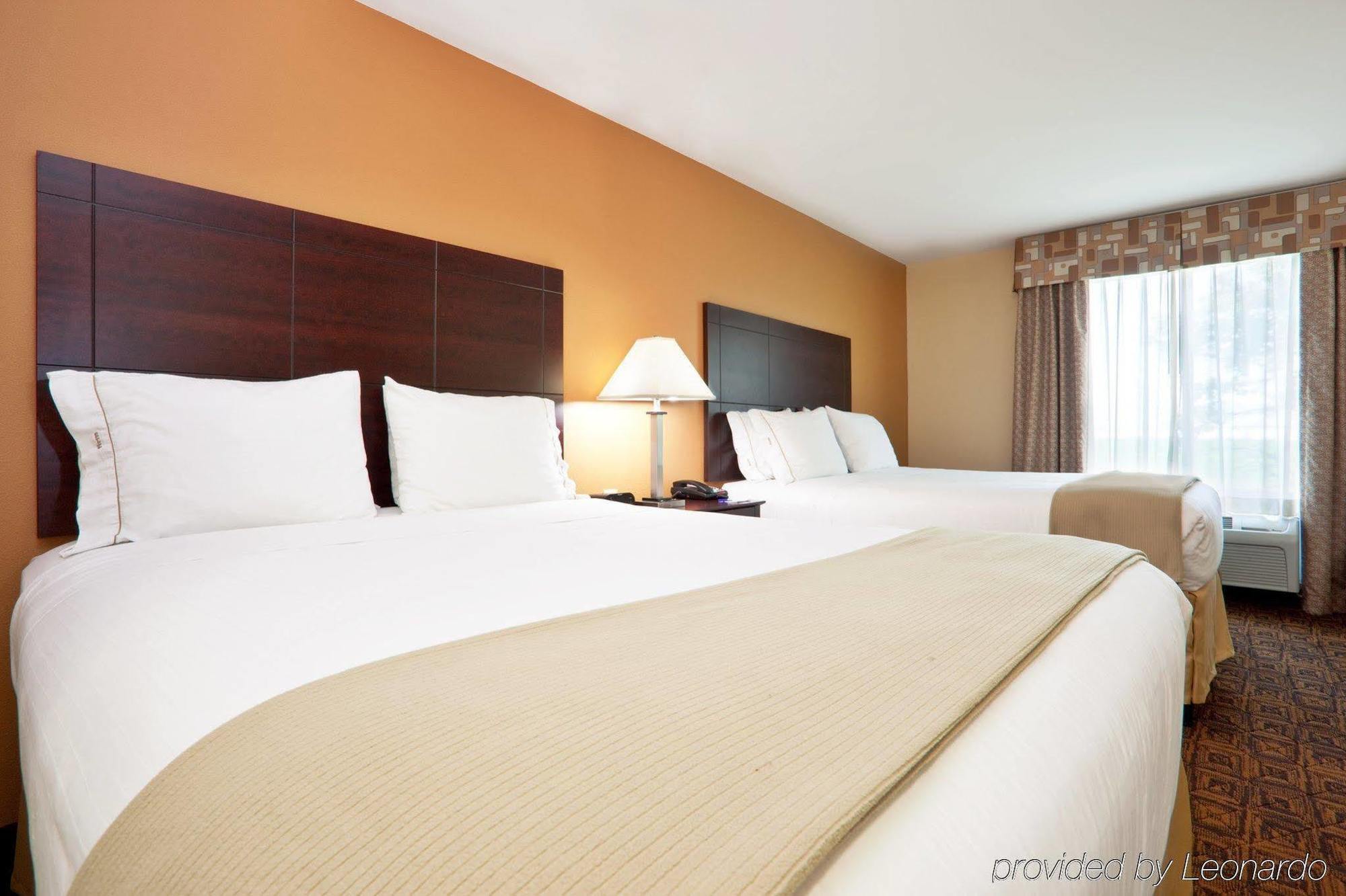 Express & Cincinnati - By Ihg Mason