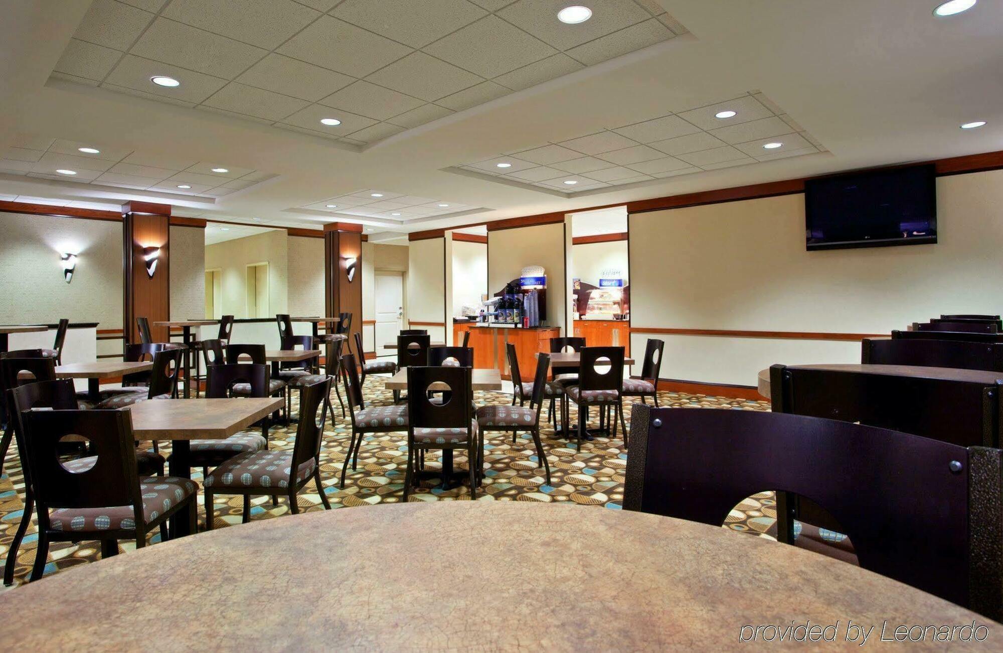 Hotel Express & Cincinnati - By Ihg Mason